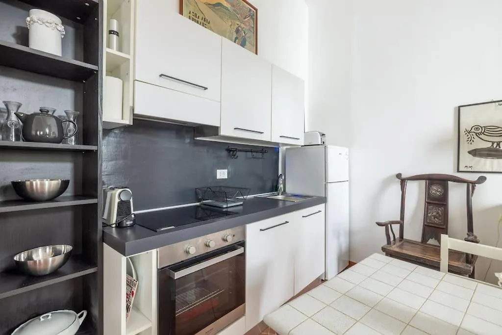 Urent - Colosseum Charming Apartment Rome Italy